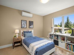 11222 116th Place NE L4, Kirkland WA 98033