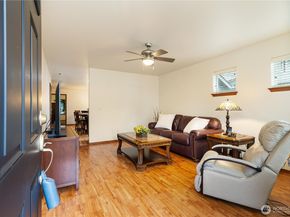 24129 NE 112th Lane 151, Redmond WA 98053