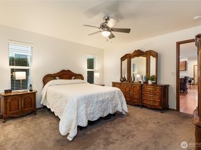 24129 NE 112th Lane 151, Redmond WA 98053