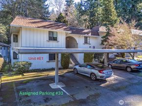 12528 NE 117th Place E1, Kirkland WA 98034