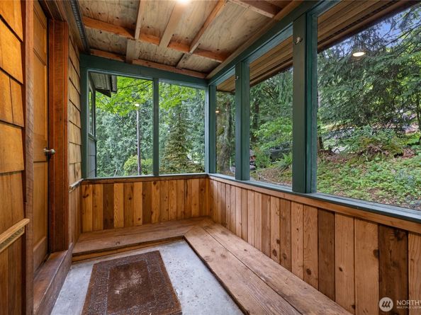 17426 SE 60th Street, Bellevue WA 98006