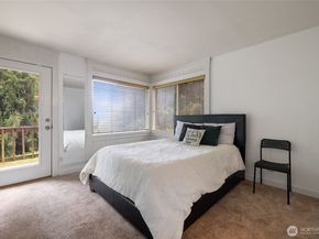 17426 SE 60th Street, Bellevue WA 98006