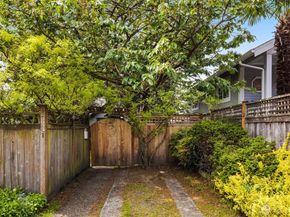 6241 6th Avenue NW, Seattle WA 98107