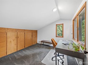11907 103rd Avenue SW, Vashon WA 98070