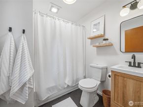 11907 103rd Avenue SW, Vashon WA 98070