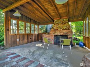 11907 103rd Avenue SW, Vashon WA 98070