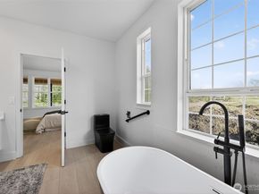 31728 SE Issaquah Fall City Road, Fall City WA 98024
