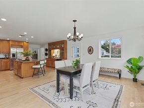 7537 21st Avenue NE, Seattle WA 98115