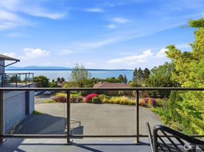 10248 Richwood Avenue NW, Seattle WA 98177