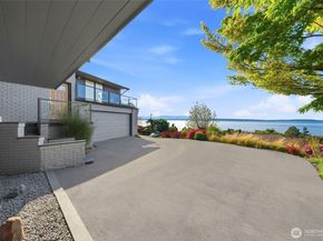 10248 Richwood Avenue NW, Seattle WA 98177