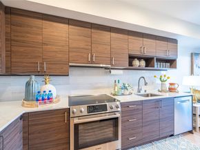 11903 NE 128th Street 608, Kirkland WA 98034