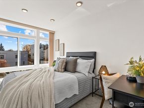 966 N Allen Place, Seattle WA 98103