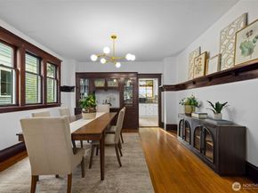 2529 Queen Anne Avenue N, Seattle WA 98109