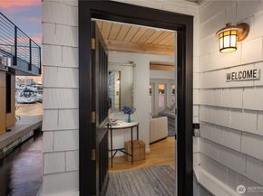 2466 Westlake Avenue N 8, Seattle WA 98109