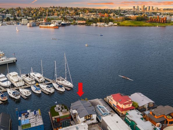 2466 Westlake Avenue N 8, Seattle WA 98109