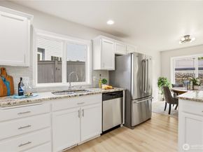 23327 8th Place W, Bothell WA 98021