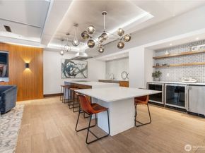 1085 103rd Avenue NE 617, Bellevue WA 98004