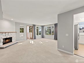 17417 Ashworth Avenue N 201, Shoreline WA 98133