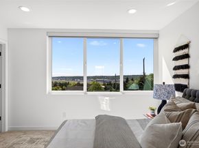 5560 15th Avenue S, Seattle WA 98108