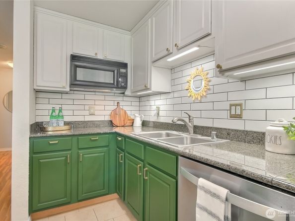 20320 Bothell Everett Hwy D102, Bothell WA 98012