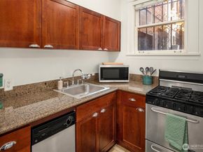 2132 5th Avenue 008, Seattle WA 98121