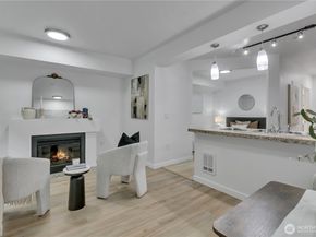 5450 Leary Avenue NW 242, Seattle WA 98107