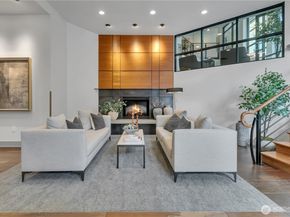 5450 Leary Avenue NW 242, Seattle WA 98107