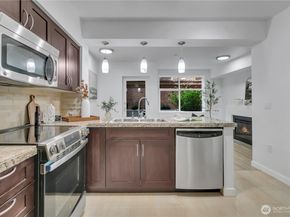 5450 Leary Avenue NW 242, Seattle WA 98107