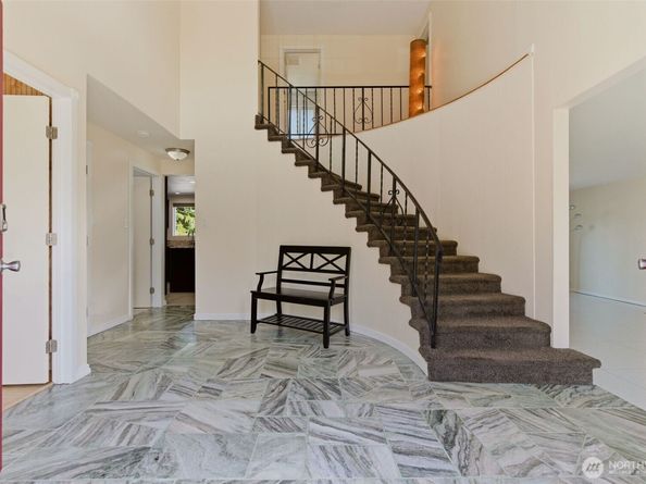 20707 31st Place W, Lynnwood WA 98036