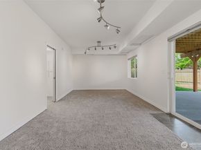 20707 31st Place W, Lynnwood WA 98036