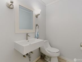 20707 31st Place W, Lynnwood WA 98036