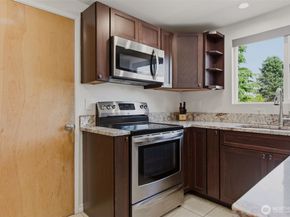 20707 31st Place W, Lynnwood WA 98036