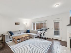 8125 212th Street SW 9, Edmonds WA 98026