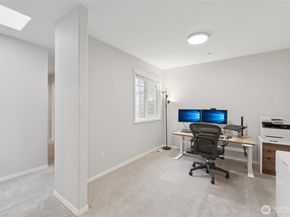 8125 212th Street SW 9, Edmonds WA 98026