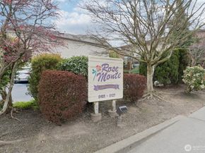 8125 212th Street SW 9, Edmonds WA 98026