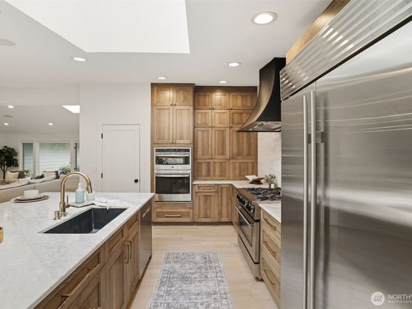 2506 159th Avenue SE, Bellevue WA 98008