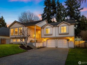 18424 135th Place SE, Renton WA 98058
