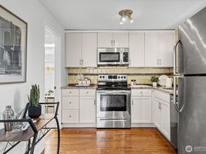 13323 20th Avenue NE, Seattle WA 98125