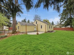 13323 20th Avenue NE, Seattle WA 98125