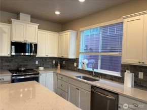 6521 31st Avenue SW, Seattle WA 98126