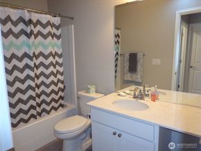 6521 31st Avenue SW, Seattle WA 98126
