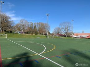 6521 31st Avenue SW, Seattle WA 98126