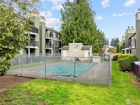 820 E Cady Rd E204, Everett WA 98203
