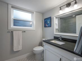 3258 14th Avenue W, Seattle WA 98119