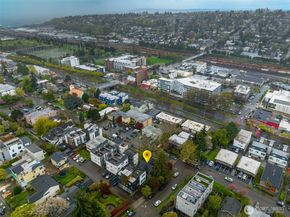 3258 14th Avenue W, Seattle WA 98119