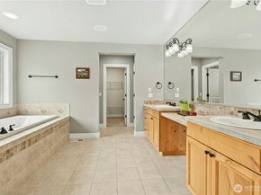 2411 30th Avenue NE, Issaquah WA 98029