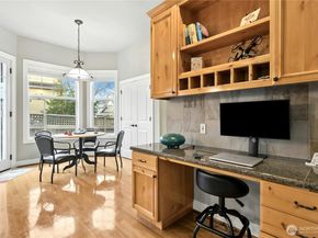 2411 30th Avenue NE, Issaquah WA 98029