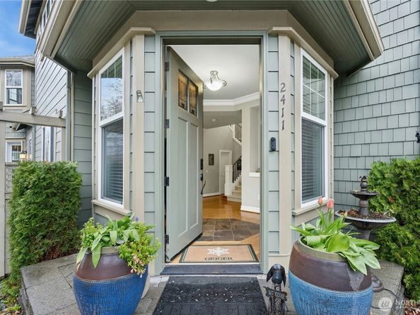 2411 30th Avenue NE, Issaquah WA 98029