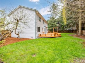 2064 Hoquiam Court NE, Renton WA 98059