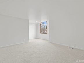 2064 Hoquiam Court NE, Renton WA 98059